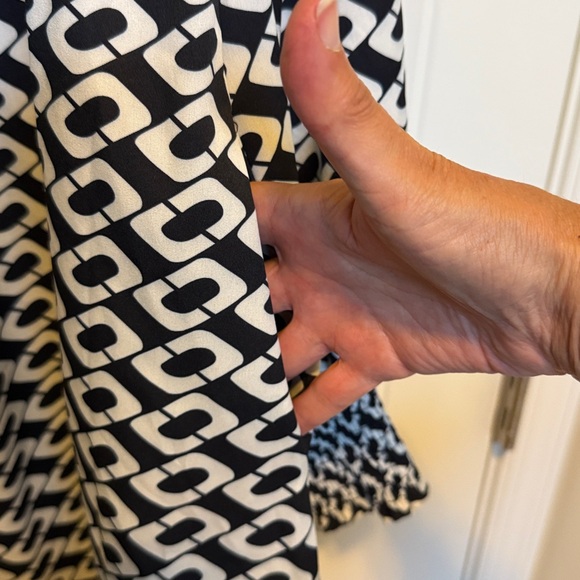 JODIFL Geometric Chain Print Dress NEW S - Picture 6 of 7